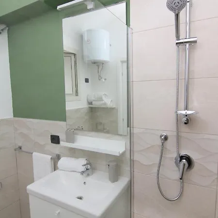 Marea * Νάπολη